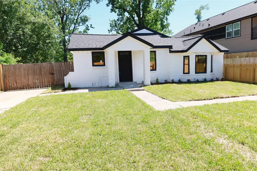 8414 De Priest Street, Houston, TX 77088 - #2