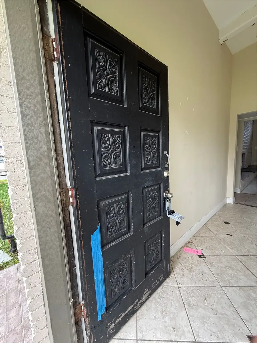 627 Baywood Street, La Porte, TX 77571 - #2