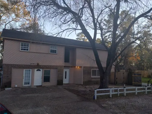 17767 S Cypress Villas Drive, Spring, TX 77379