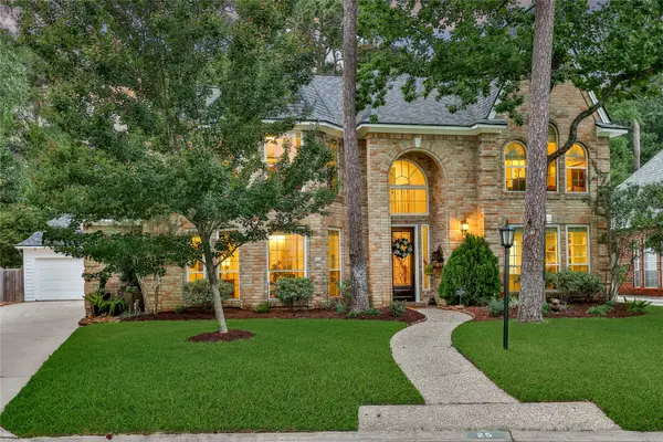 25 Berry Blossom Drive, The Woodlands, TX 77380