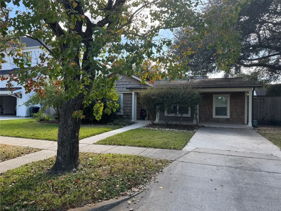 4023 Turnberry Circle, Houston, TX 77025 - Image #3