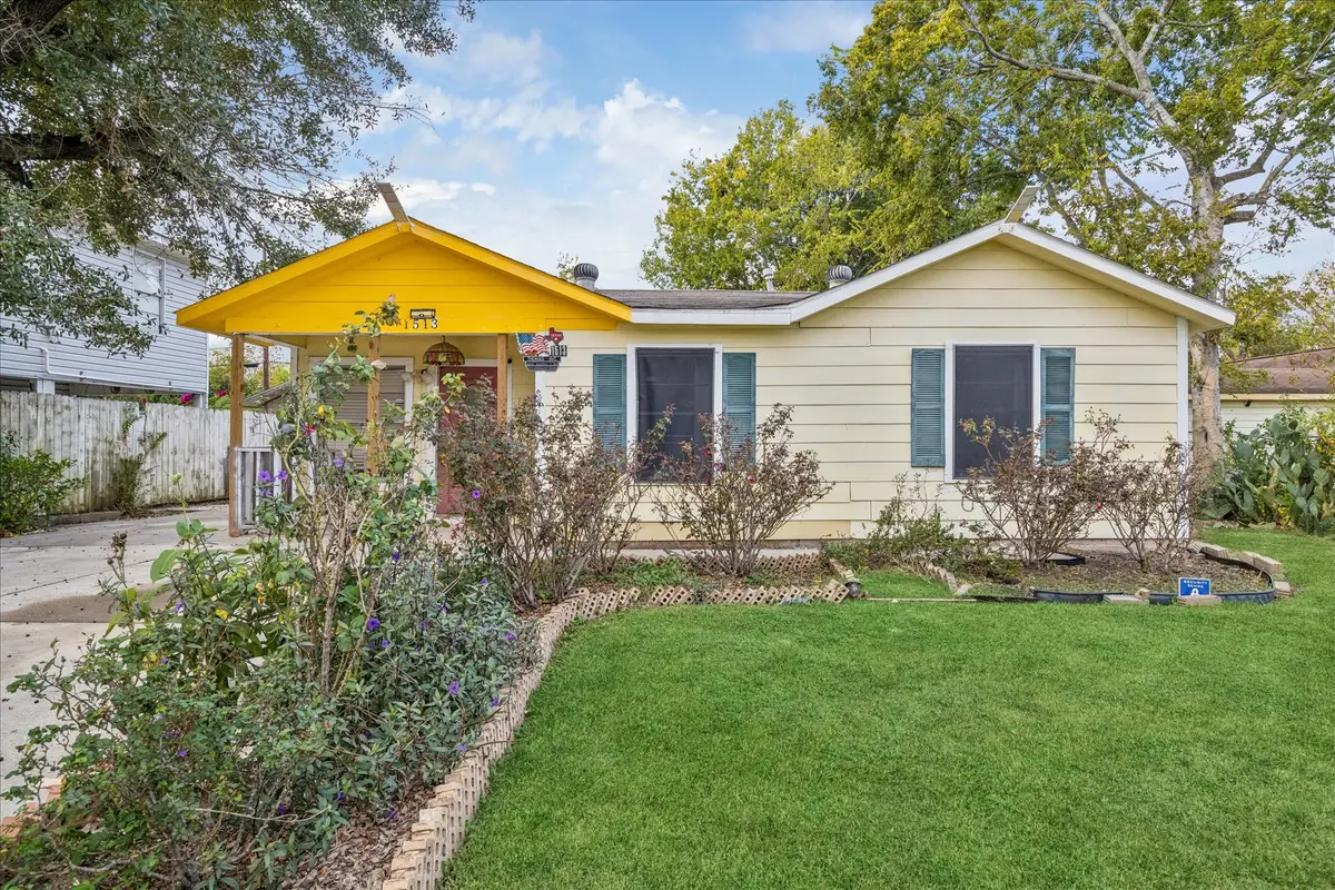 1513 Thomas Avenue, Pasadena, TX 77506 - Image #1