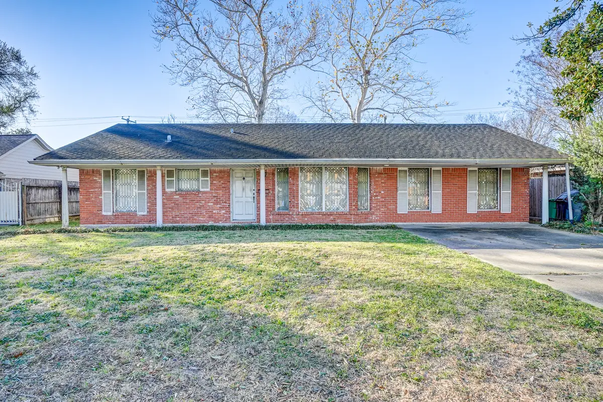 7131 Bellaire Boulevard, Houston, TX 77074 - #1