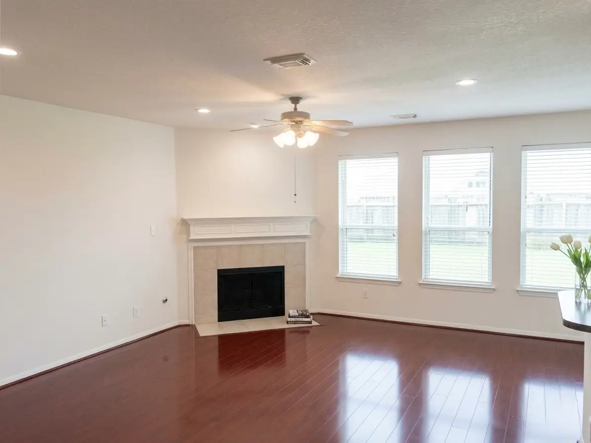 2032 Creek Shore Lane, Pearland, TX 77581 - #1