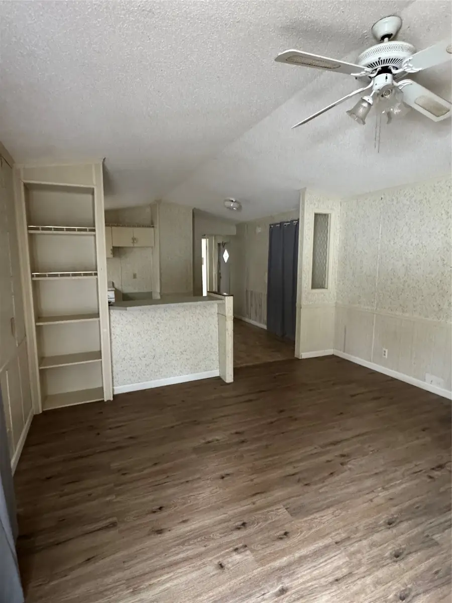 3107 Violet Street, Needville, TX 77461 - Image #2