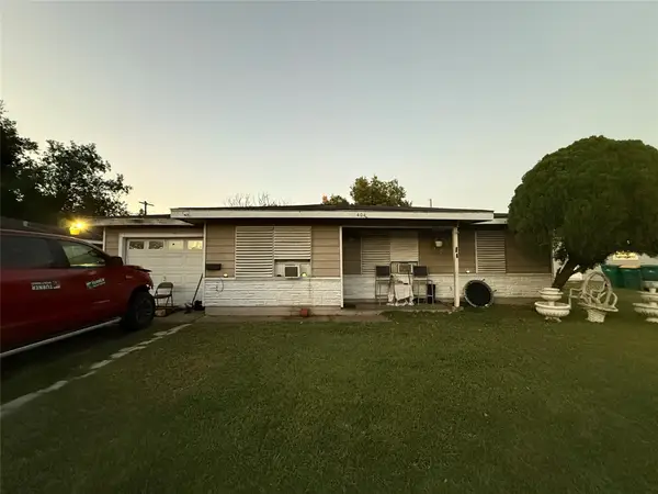404 Elaine Street, La Marque, TX 77568