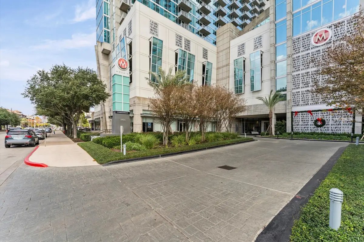 5925 Almeda Road #11315, Houston, TX 77004 - Image #1