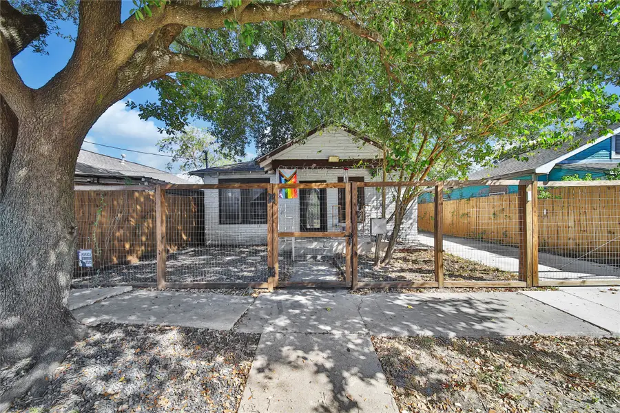 1120 Capron Street, Houston, TX 77020 - #2