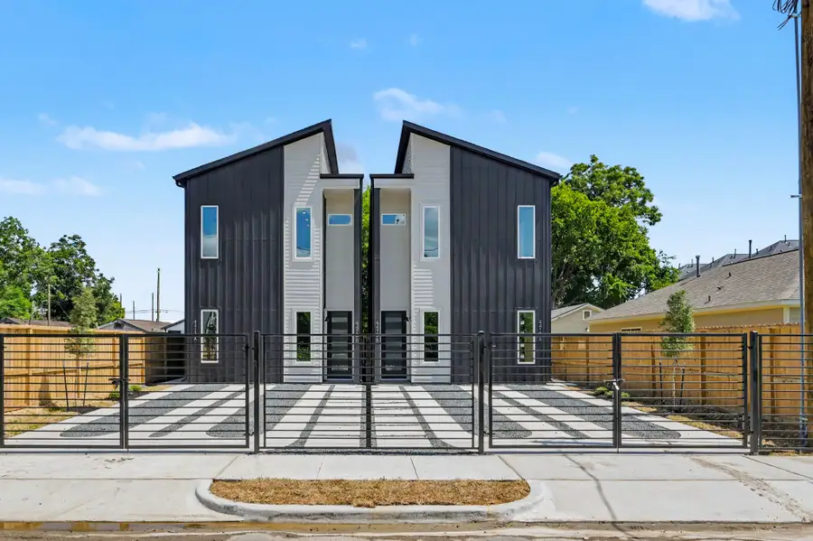 4413 & 4415 Buck St #A/B, Houston, TX 77020 - #2