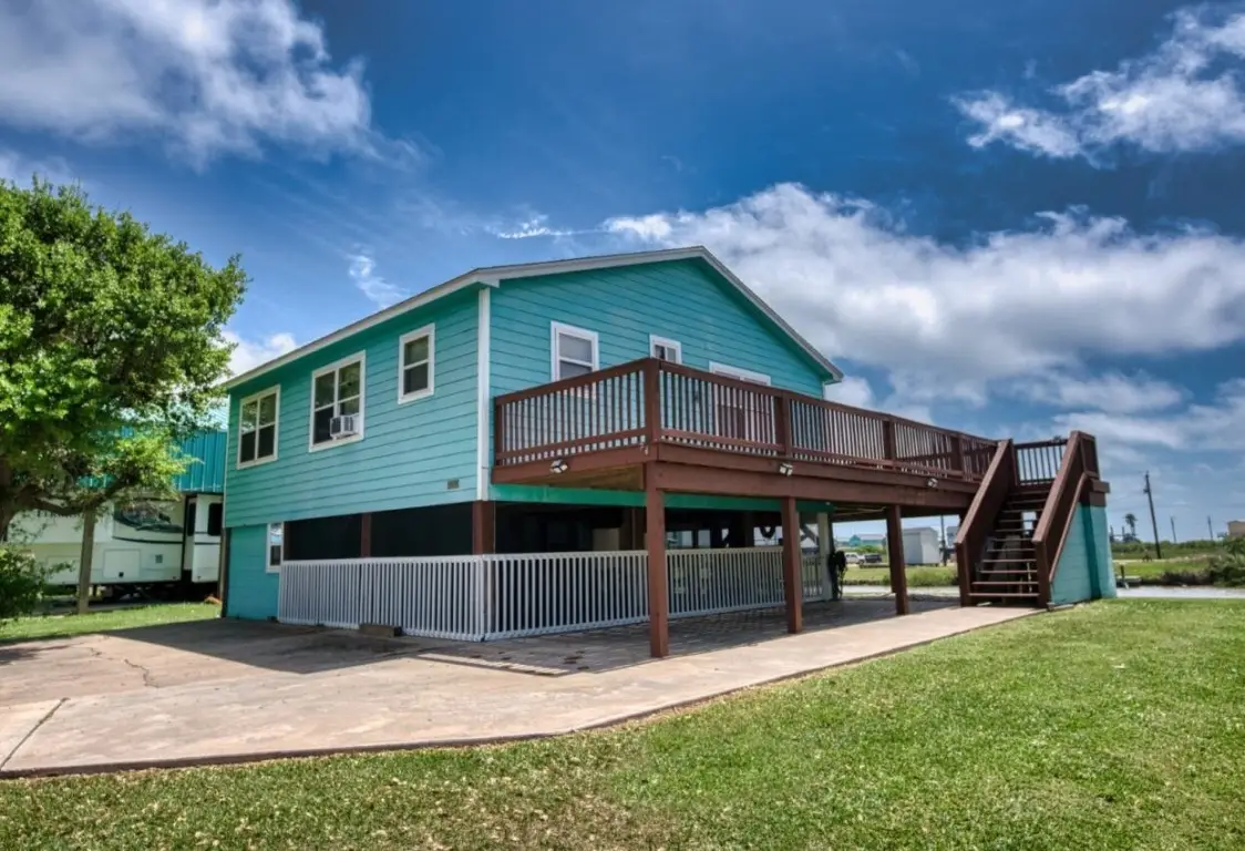 1249 County Road 202, Sargent, TX 77414 - #1