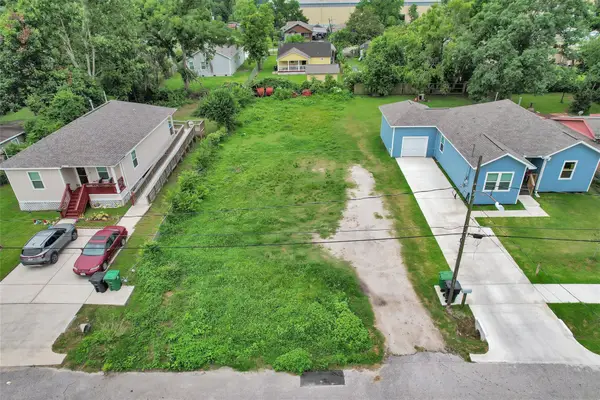 3306 Caplin Street, Houston, TX 77026