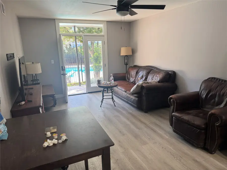 3300 Yorktown Street #4, Houston, TX 77056 - #2