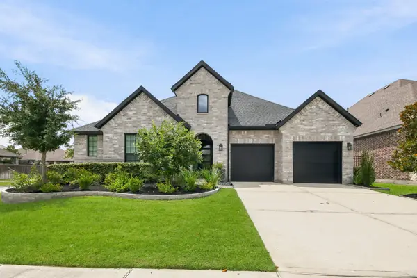 28338 Sterling Oak Drive, Spring, TX 77386