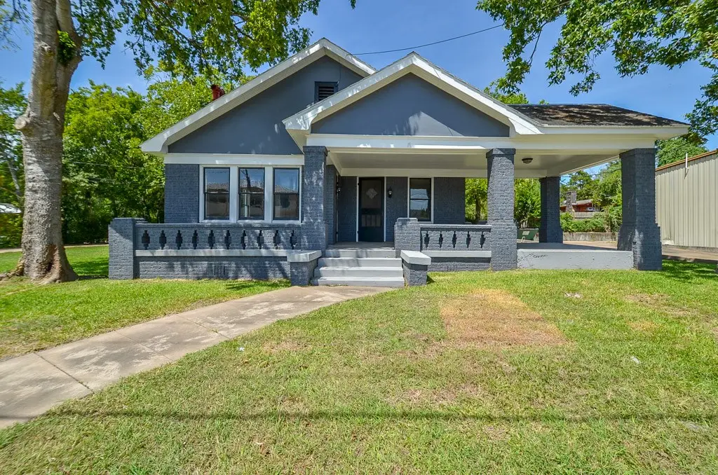 404 W Main Street, Bellville, TX 77418 - Image #1