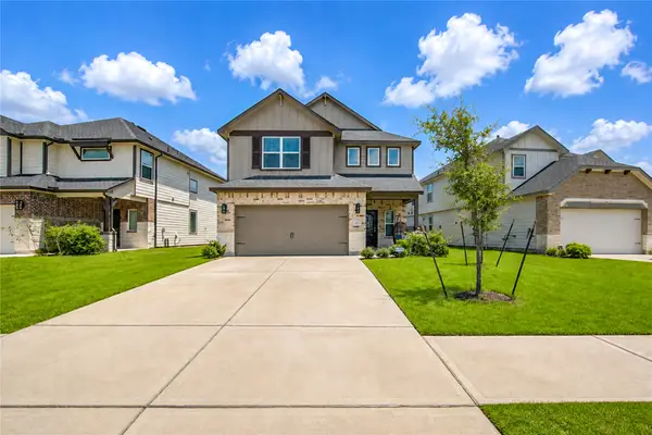 2223 Emerald Diamond Court, Fresno, TX 77545