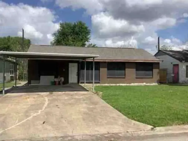 4721 Paradise Lane, Houston, TX 77048