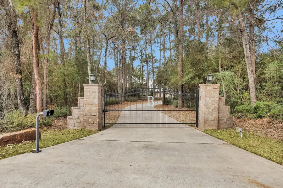 11018 Lake Windcrest, Magnolia, TX 77354 - Image #2