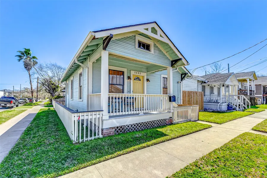 1602 40th Street, Galveston, TX 77550 - Image #2