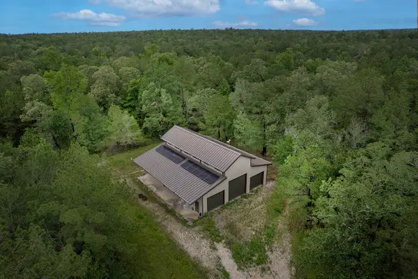 23514 Saratoga Woods Drive, Montgomery, TX 77316