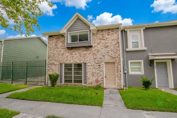 171 Casa Grande Drive #171, Houston, TX 77060