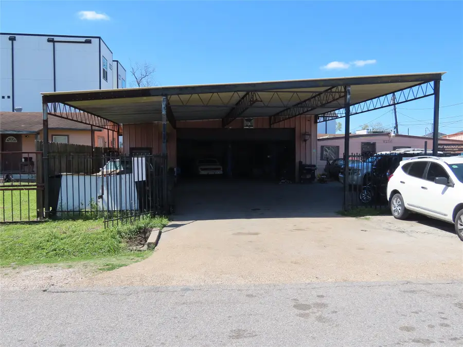 4230 Sterling Street, Houston, TX 77051 - #2