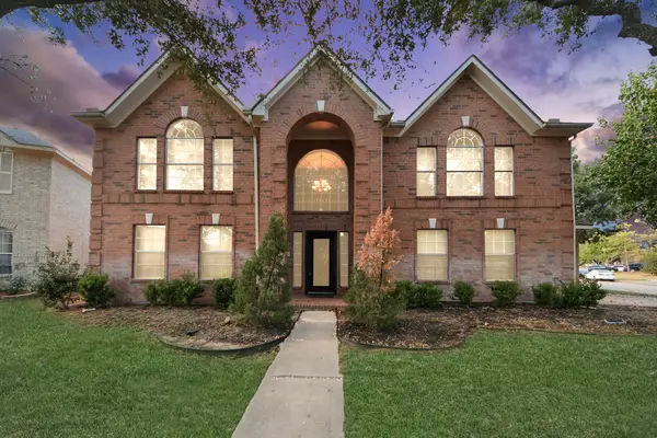 7902 Belterraza Court, Houston, TX 77083