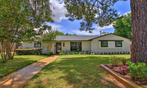 10711 Ella Lee Lane, Houston, TX 77042