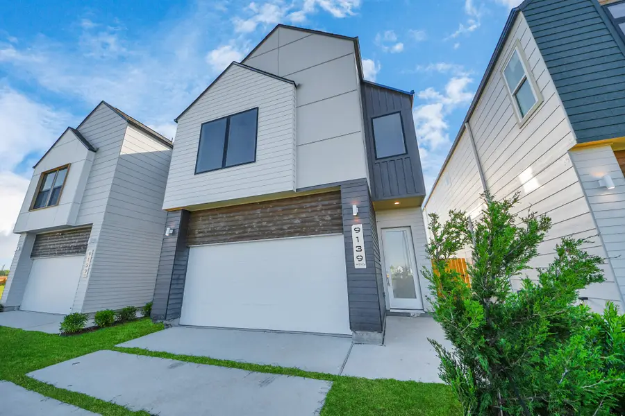 9146 Besos Lane, Houston, TX 77051 - Image #2