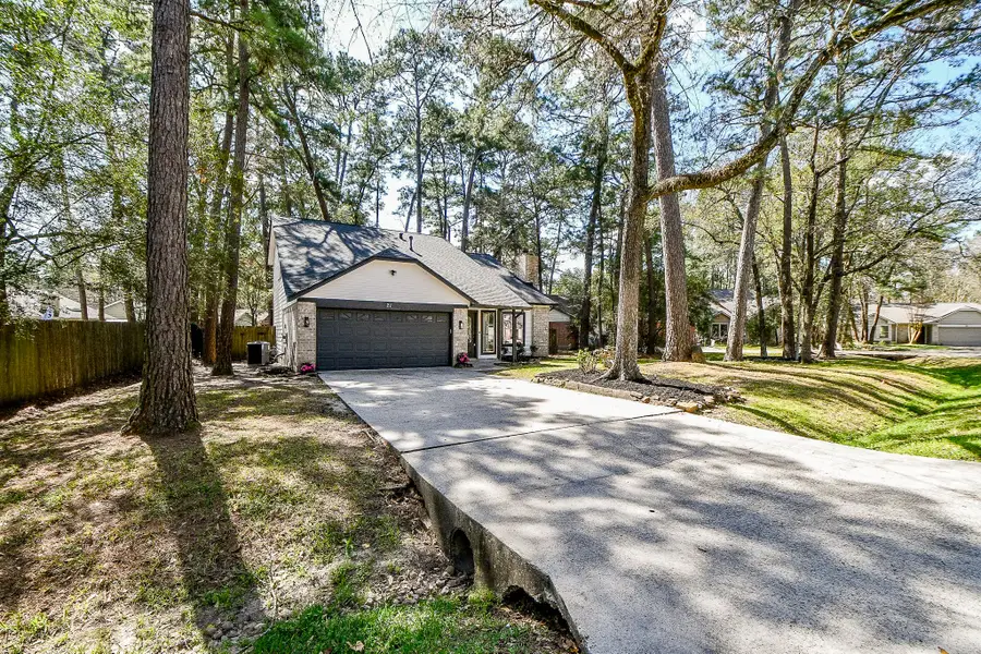 21 Edgewood Forest Ct, The Woodlands, TX 77381 - #2