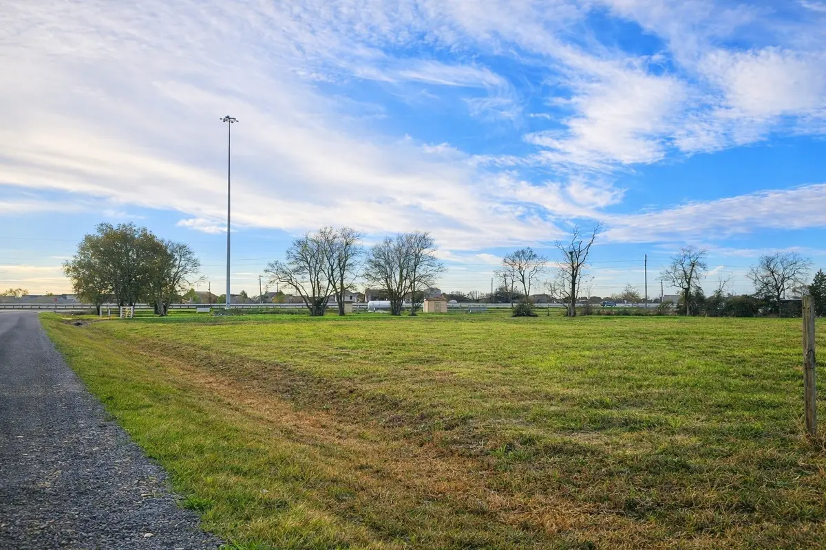 8411 Meadowlark Drive, Baytown, TX 77523 - #1