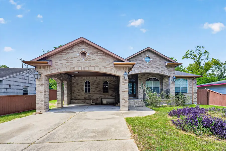 5771 Belarbor Street, Houston, TX 77033 - #2