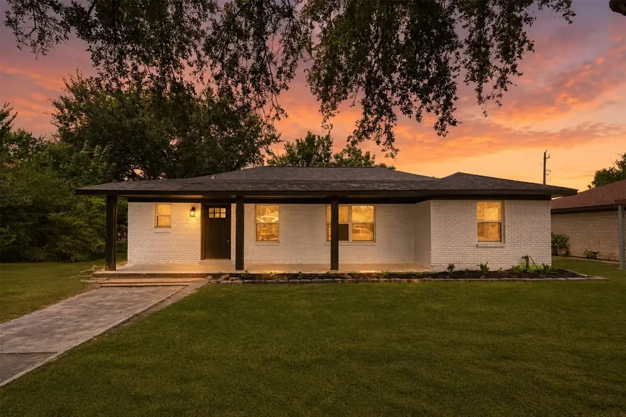 108 Chandler Drive, Baytown, TX 77521 - #2
