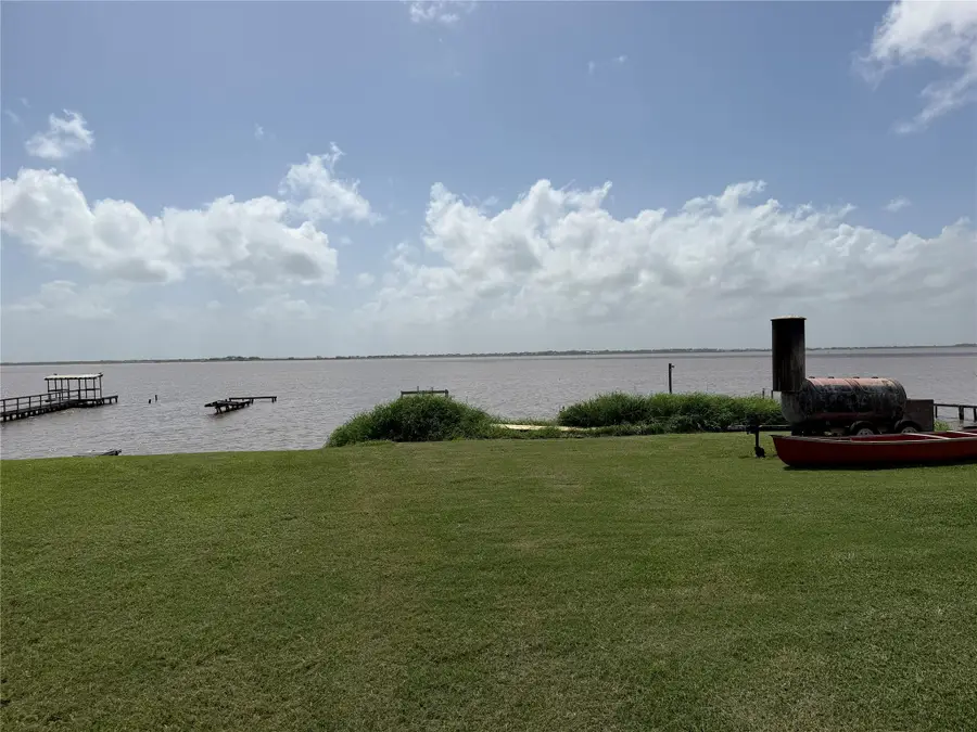94 Trout Street, Palacios, TX 77465 - #3