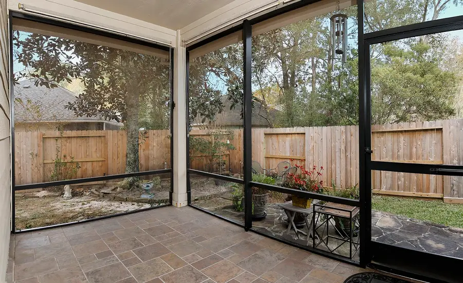 15 Lilac Ridge Place, The Woodlands, TX 77384 - Image #3