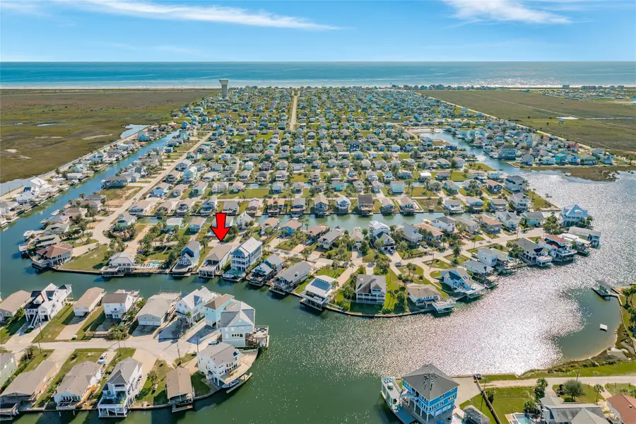 16518 Jamaica Cove Road, Jamaica Beach, TX 77554 - Image #2