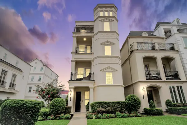 852 Dunleigh Meadows Lane, Houston, TX 77055