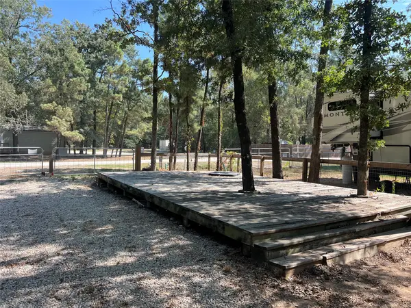 595 Alta Vista Drive, Livingston, TX 77351