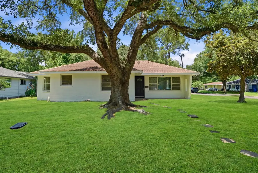 5002 Live Oak Drive, Texas City, TX 77591 - #2
