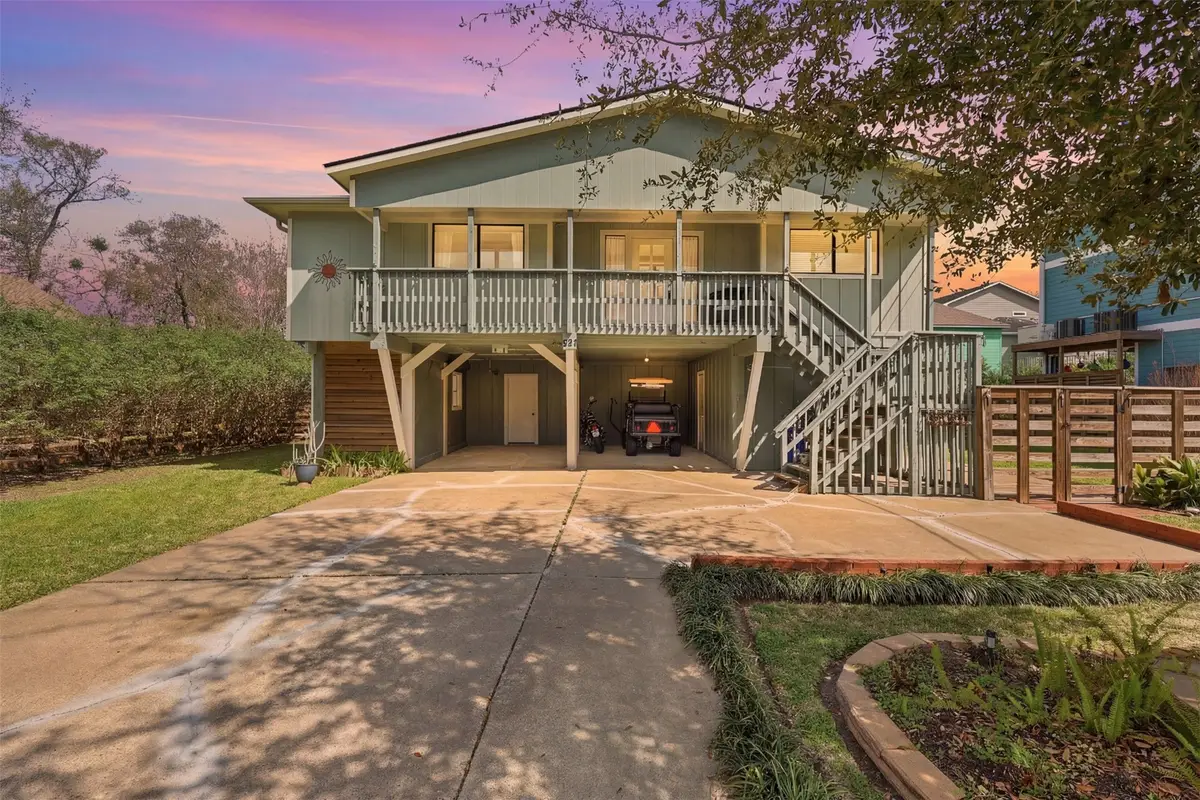 221 Oak Road, Clear Lake Shores, TX 77565 - #1