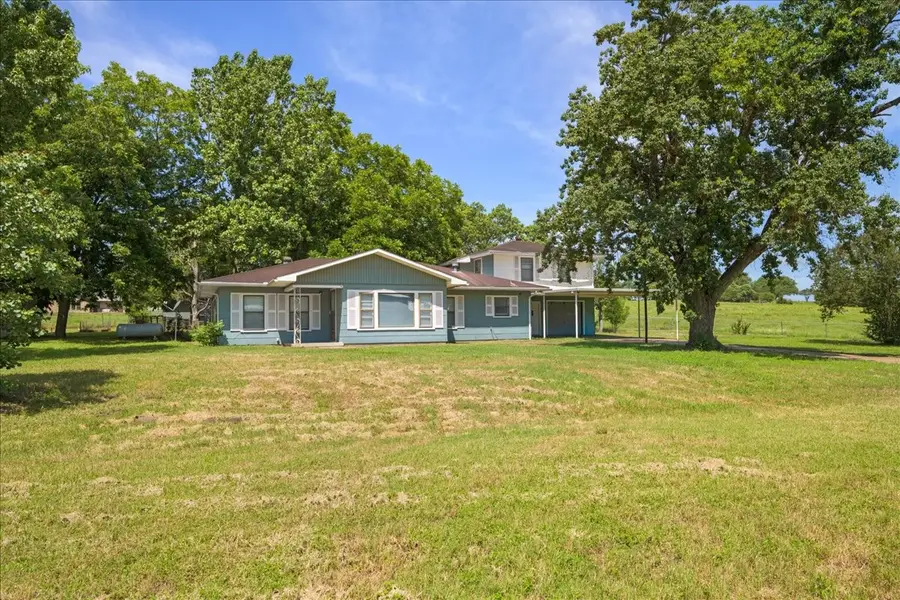 8081 Ernst Parkway, Industry, TX 78944 - #2
