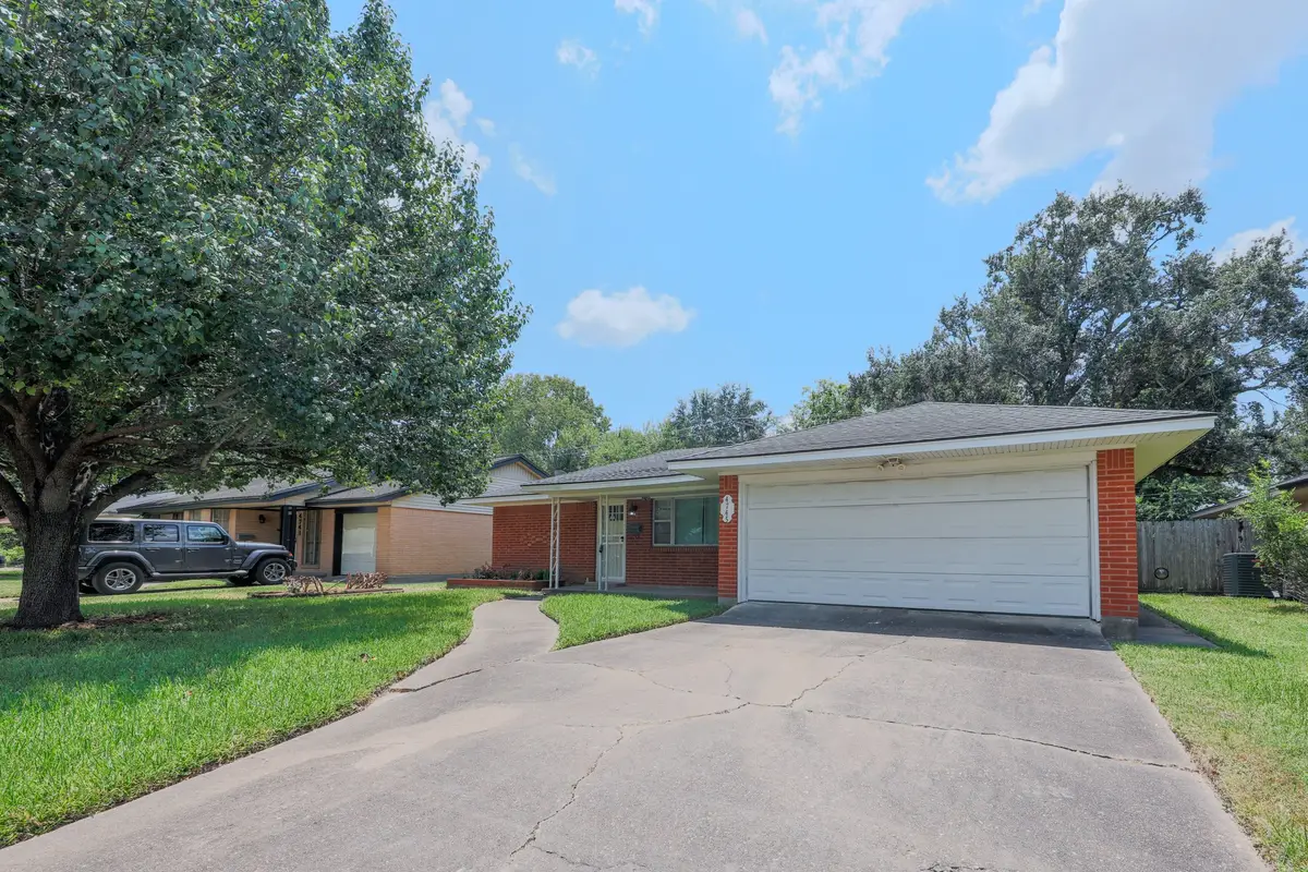 4745 Warm Springs Road, Houston, TX 77035 - #1