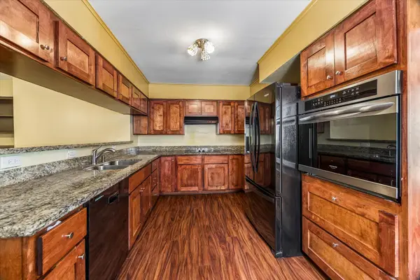 96 Burress Street, Houston, TX 77022