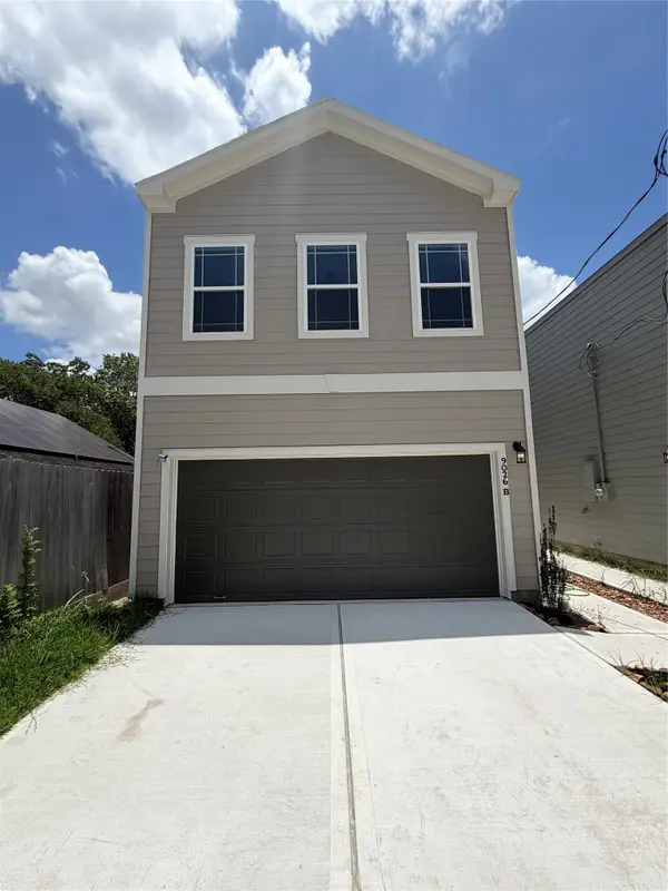 9026 Madera Road #B, Houston, TX 77078