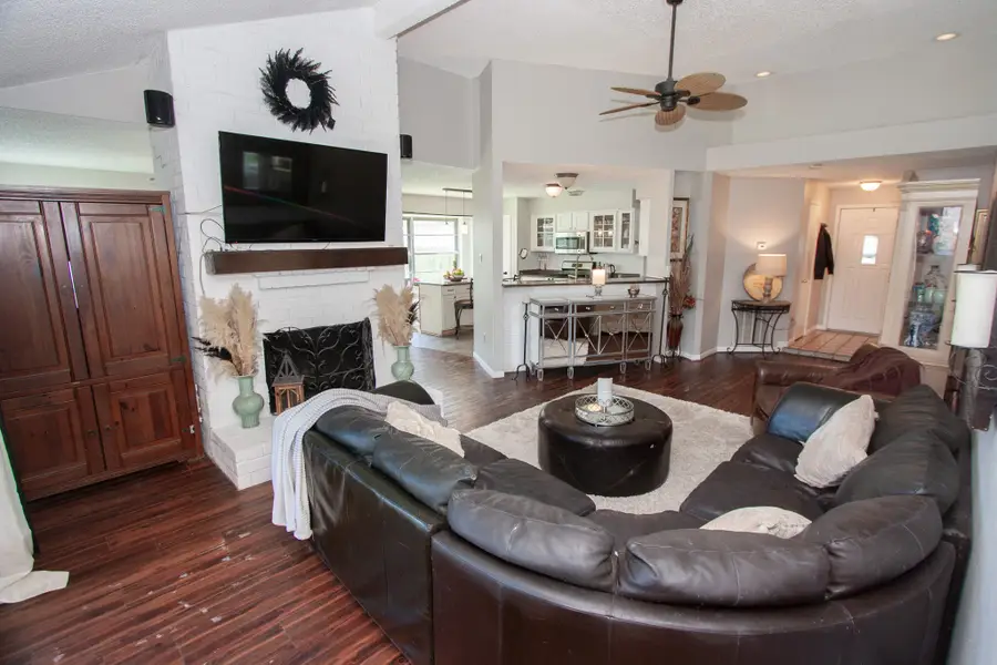 2711 Holly Springs Drive, Pearland, TX 77584 - #2