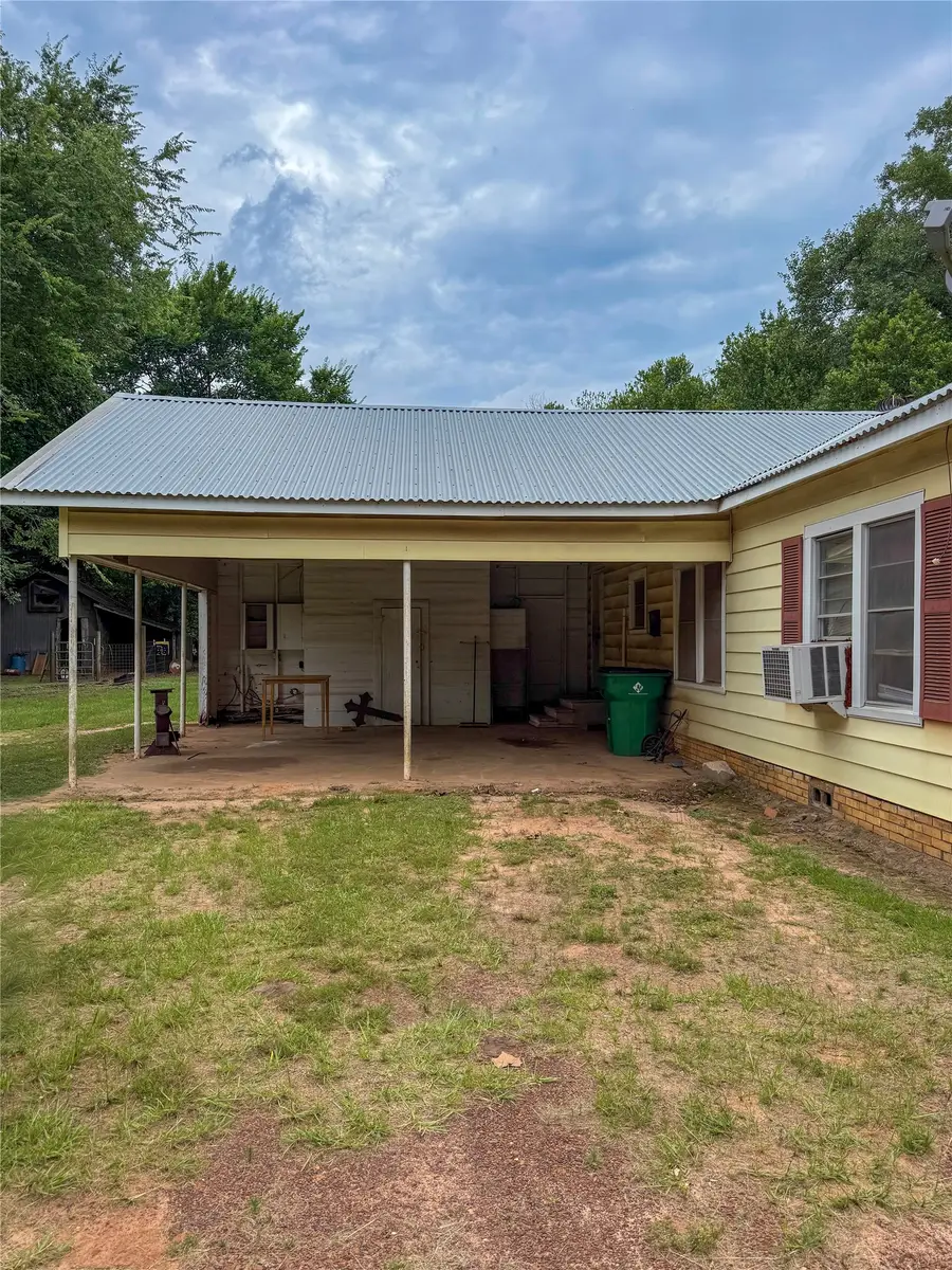 321 Sycamore Street, Grapeland, TX 75844 - #3