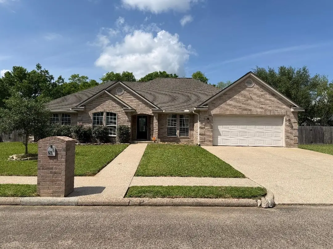 210 Regal Lane, Liberty, TX 77575 - #1