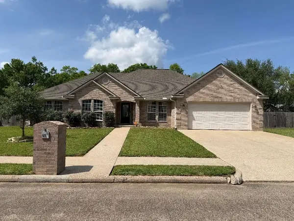 210 Regal Lane, Liberty, TX 77575