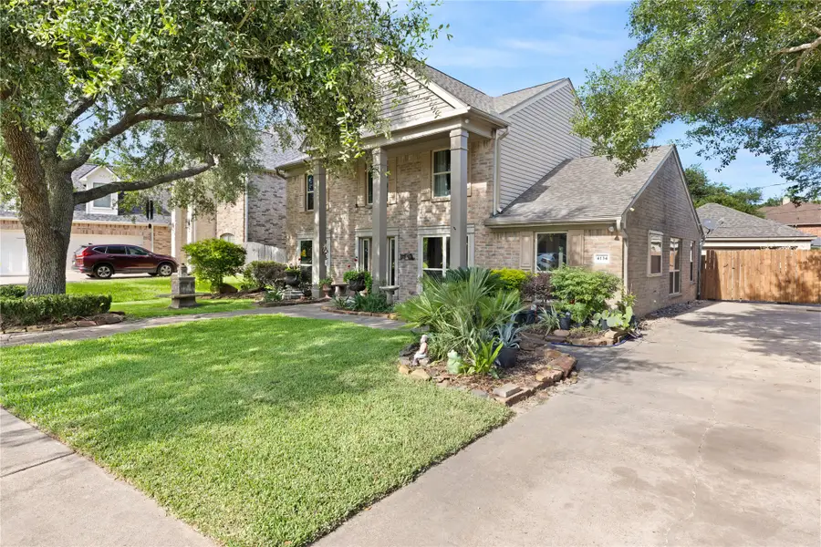 4134 Lakepointe Forest Drive, Seabrook, TX 77586 - #2