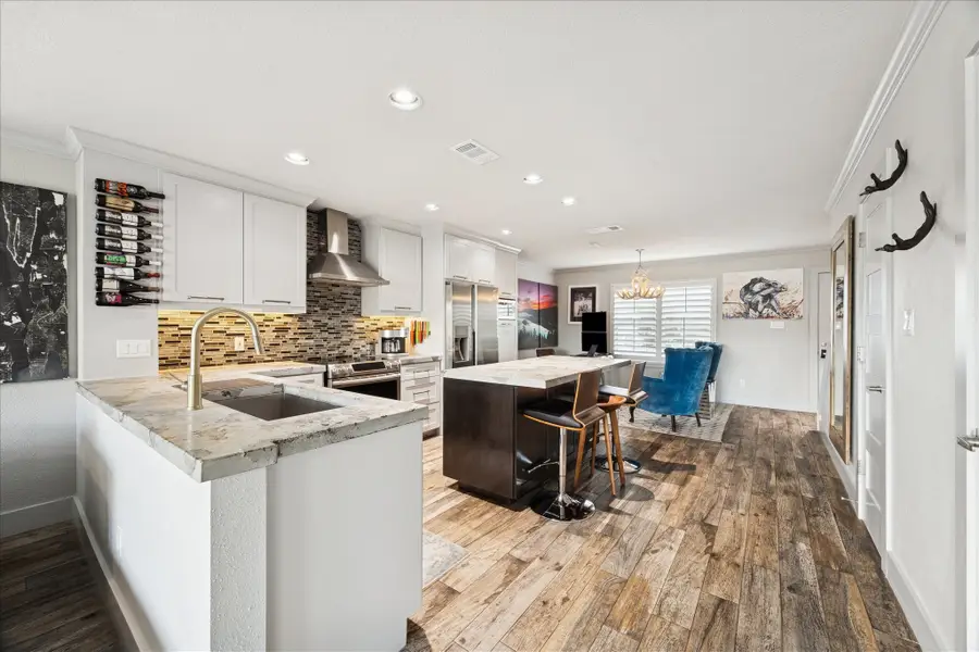 1900 Lakeside Drive, Seabrook, TX 77586 - Image #3