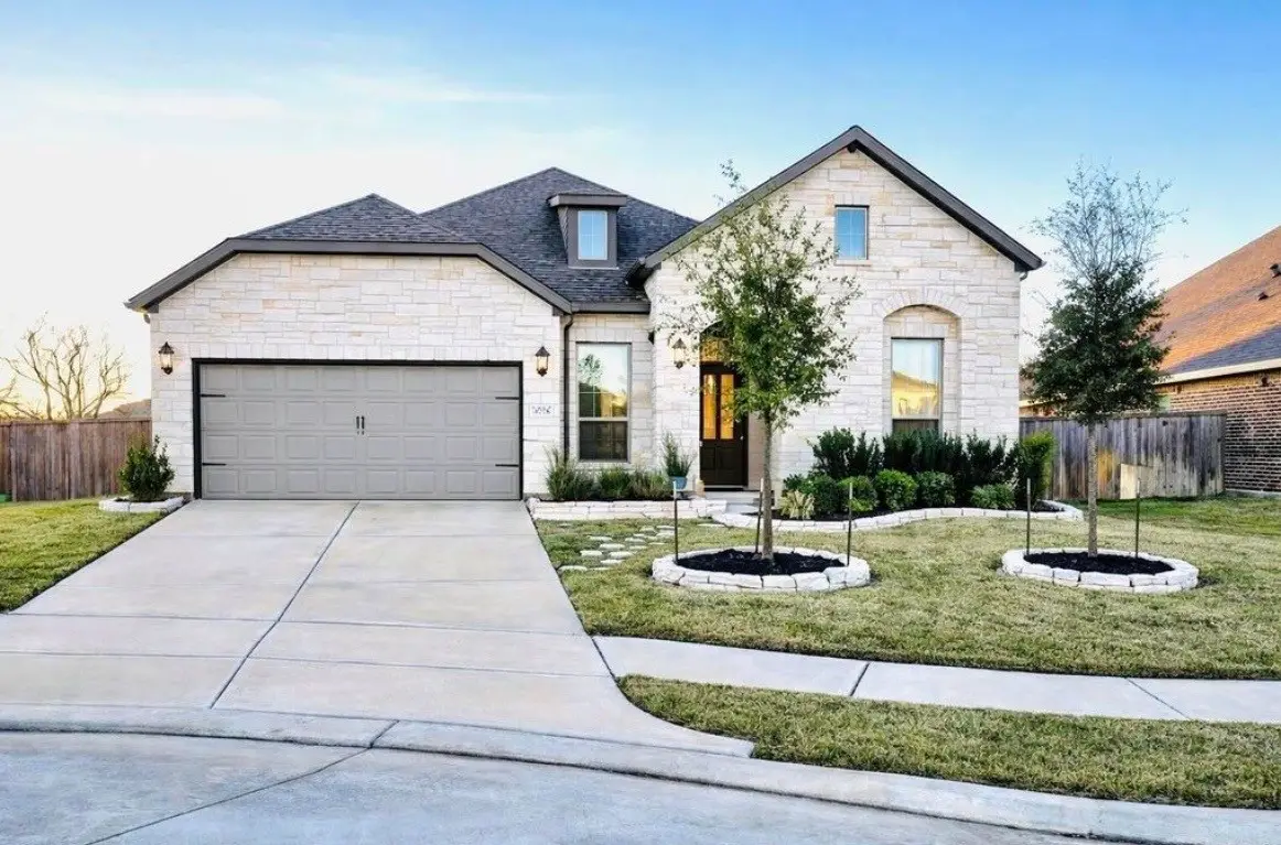 4334 Redford Valley Road, Rosharon, TX 77583 - #1